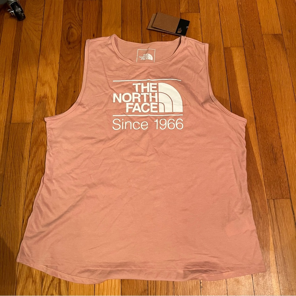 NWT North Face Women’s sleeveless tank top size L